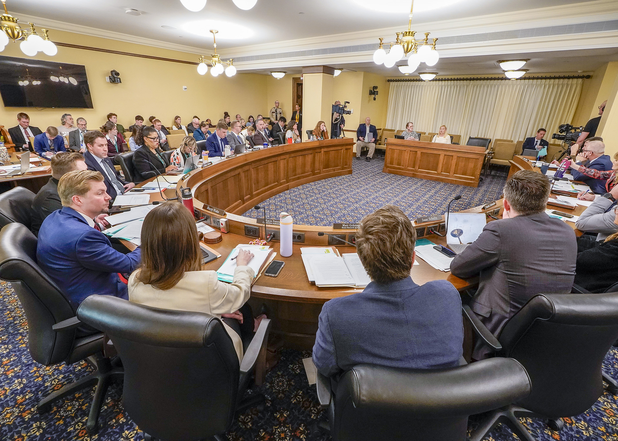 The House Rules and Legislative Administration Committee during an April 15 meeting. (Photo by Andrew VonBank)